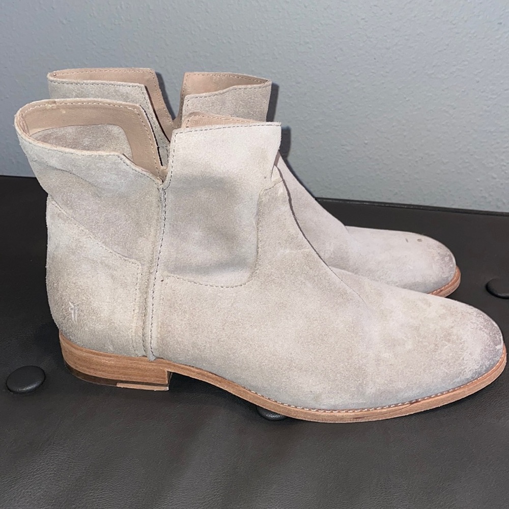 FRYE Women’s Melissa slouch bootie 9.5 suede!